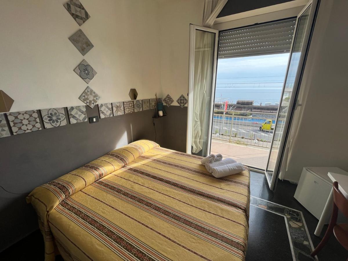 Piccolo Hotel Di Lavagna Dış mekan fotoğraf
