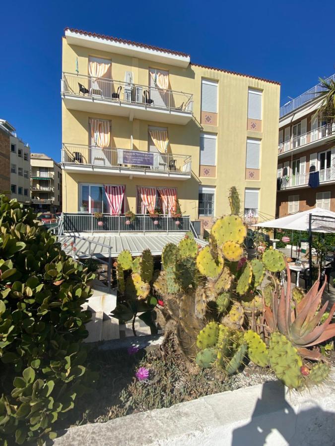 Piccolo Hotel Di Lavagna Dış mekan fotoğraf